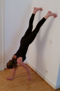 handstand lernen anfänger 