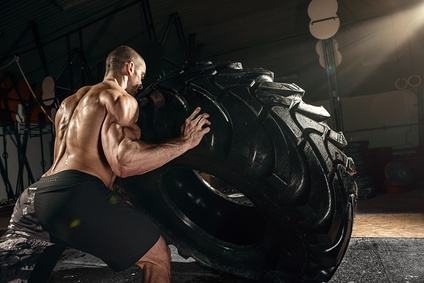 Strongman Training: Übungen, Rekorde & Wettkämpfe
