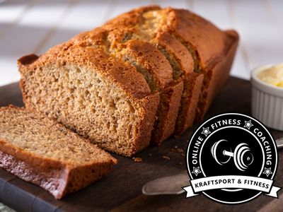 Rezept: Gesundes und saftiges Bananenbrot mit viel Protein einfach selber machen